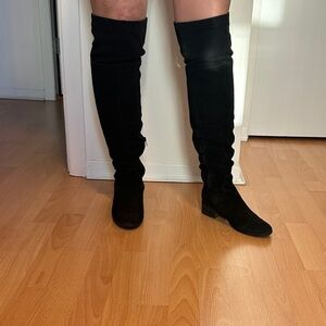 Chic Black Over-the-Knee Boots